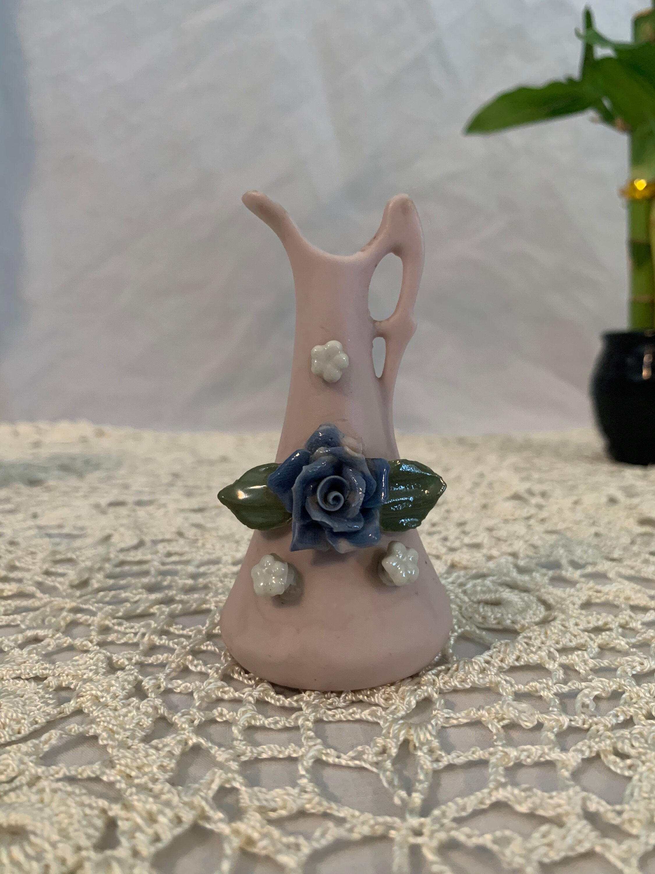 Vintage 1940 mini teapot