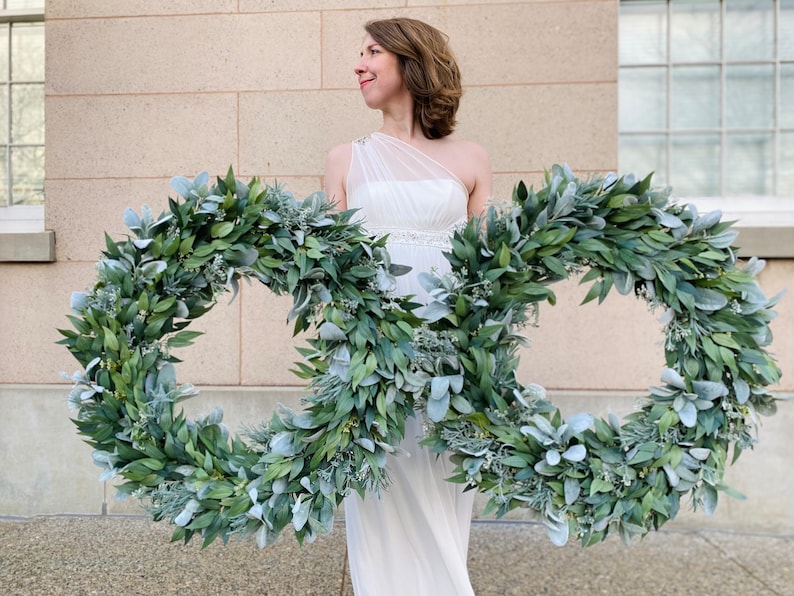 XL Lambs Ear and Seeded Eucalyptus Farmhouse Wreath, Large Yearround Greenery Wreath, Wedding Wreaths Front Door, Church Wreaths Inside imagem 9