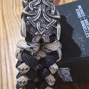 Paracord Bracelet with Brass Wolf Head clasp