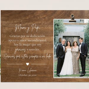 Personalized Wedding Frame in Spanish – 8x10 Wood Picture Frame – Gift for Mom and Dad – Parents of Bride or Groom Keepsake