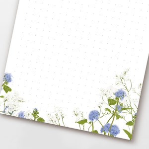 Notizblock-Set Blumen botanische Zeichnung, Dot Grid to-do Block 3x50 Blatt, weiß blaue Illustration, PEFC Papier Bild 2