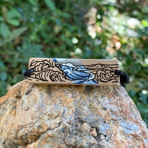 ENGRAVED WAVE BRACELET