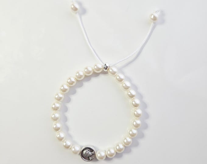 St. Carlo Acutis millenial saint bracelet for young adults.