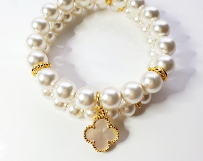 Preciosa pearl bracelet set with mother of pearl 4 leaf clover