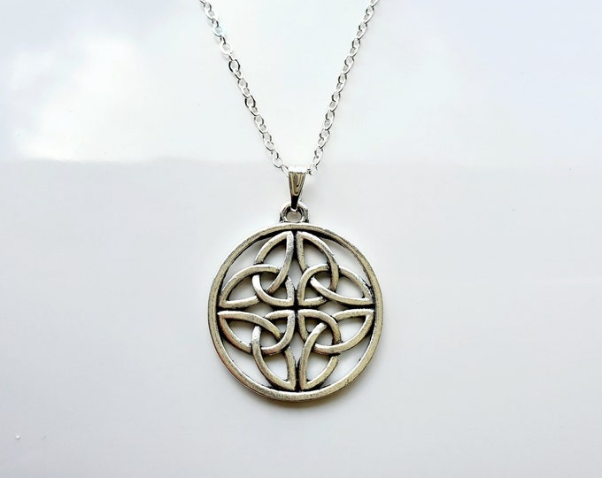 Silver plated Celtic knot necklace