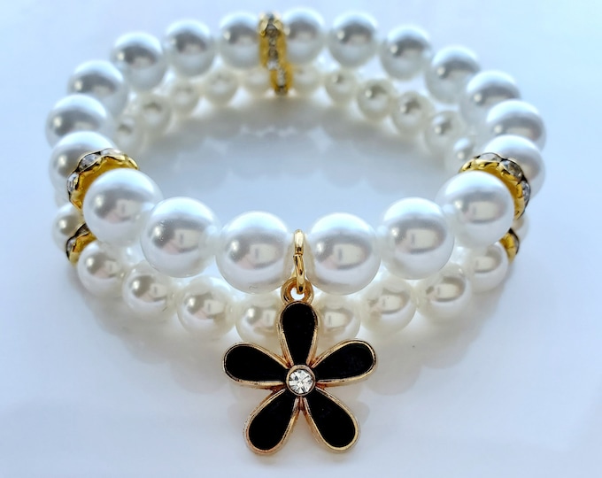 Austrian crystal pearl bracelet set with black and gold flower charm