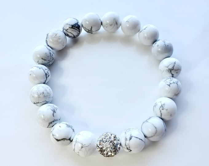 White howlite natural stone bracelet