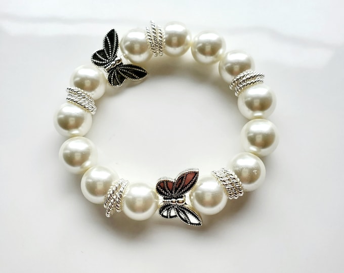 Silver plated Butterfly bead pearl bracelet