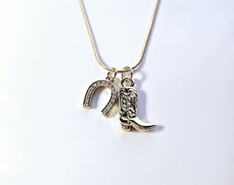 cowboyketting met gold filled cowboylaars en strass hoefijzer.