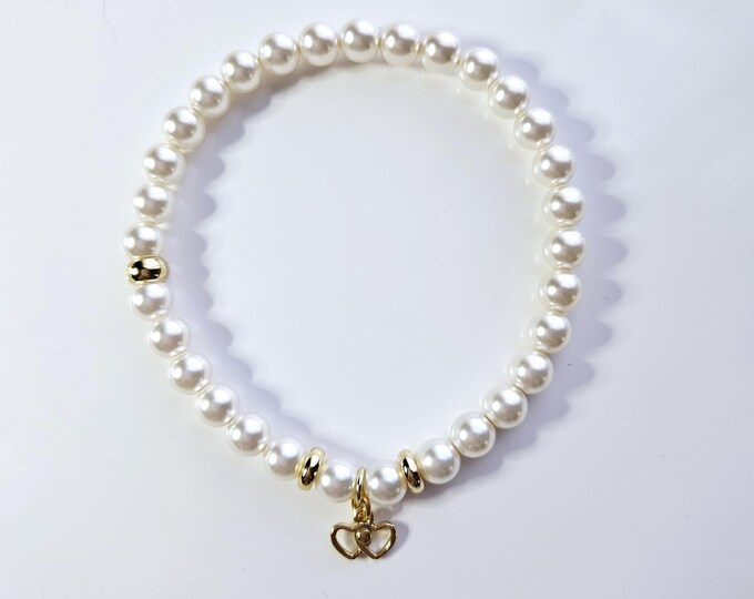 Joining hearts Austrian crystal white pearl bracelet with 18kt gold joining heart charm