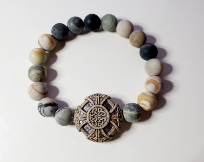Men's Celtic shield Bracelet