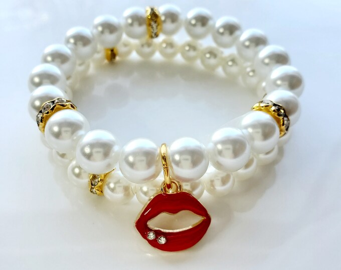 Austrian Crystal pearl bracelet set with iconic fashion charm