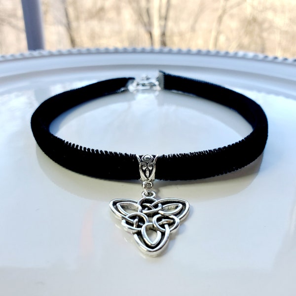 Black velvet choker with Celtic knot charm