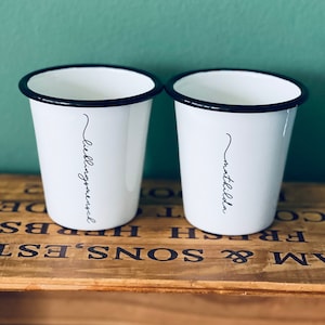 Personalisierte Tasse aus Emaille | Kaffeebecher mit Namen | henkellos | individuelles Geschenk | Geburtstag