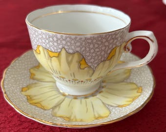 Vintage Tuscan Fine English Bone China Yellow Hibiscus Teacup & Saucer England