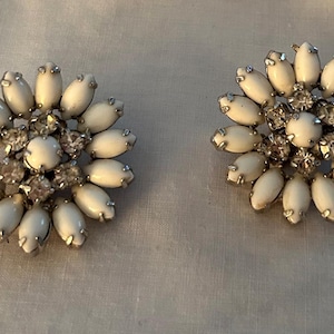 Kramer Clip Earrings - Etsy