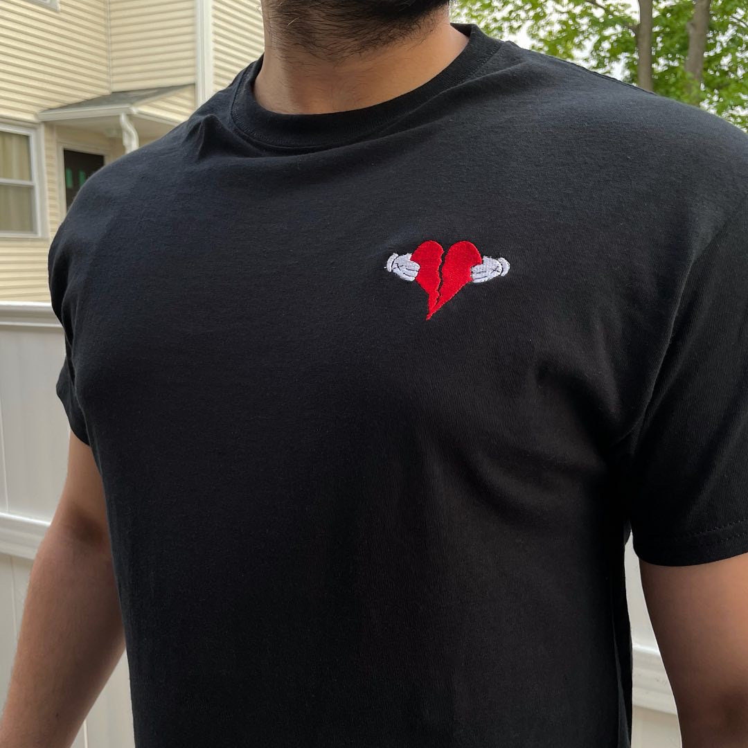 808's & Heartbreak T-shirt - Etsy