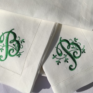 Monogrammed Linen Napkins, Embroidered Napkin, Embroidered Wedding Napkins, 20&quot;x20&quot; Linen Napkin, Dinner Napkins, Napkins Gift Set