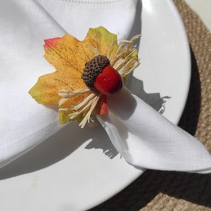 Fall Napkin Ring, Autumn Napkin Ring, Fall Leaves Acorns Napkin Rings, Artificial Acorn Berry Maple Napkin Rings, Fall Maple Napkin Holder
