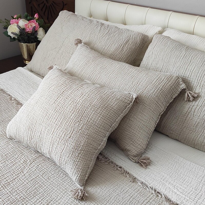 Casual Oatmeal Tweed Accent  Pillow Cover main image 0