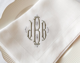 Three Initials Monogrammed Linen Napkin, Bulk Wedding Linen Napkin, Wholesale Linen Wedding Napkin, Embroidered Linen Napkin, Wedding Gift