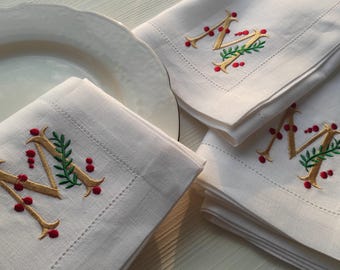 Mistletoe Monogrammed Napkin, Christmas Linen Napkins, Custom Monogrammed Napkin, 20&quot;x20&quot; Dinner Napkins, Napkins Gift, Decorative Napkins