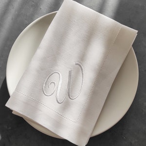 Personalized Napkins, Monogrammed Linen Napkins, Linen Wedding Napkins, Custom Linen Napkins, Embroidered Linen Dinner Napkins Monogrammed