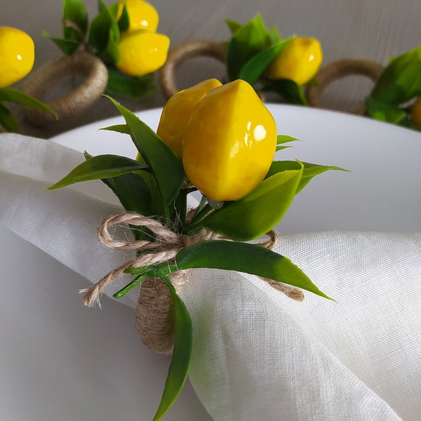 Rond de serviette tendance été, rond de serviette citron, porte-serviette floral, rond de serviette jaune, décoration de table de mariage, plastique citron artificiel