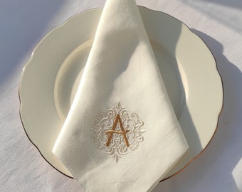 Embroidered Linen Napkins, Custom Monogrammed Napkins, Elegant Damask Monogrammed Linen Napkins, Custom Napkins, Dinner Napkins