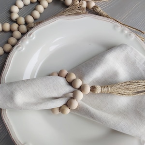 Napkin Ring Wood Beaded Jute Tassels, Wooden Napkin Ring, Wooden Bead Napkin Ring, Boho Napkin Rings, Kitchen Decor, Table Decor Napkin Ring