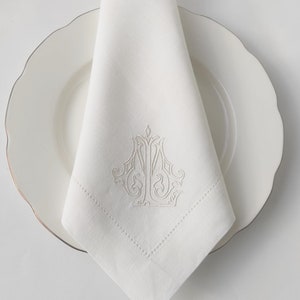 Double Lettered Monogrammed Linen Napkins, Antique Chic Monogrammed Linen Napkins, Antique Chic Wedding Napkins, Custom Wedding Linen Napkin