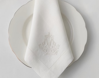 Double Lettered Monogrammed Linen Napkins, Antique Chic Monogrammed Linen Napkins, Antique Chic Wedding Napkins, Custom Wedding Linen Napkin