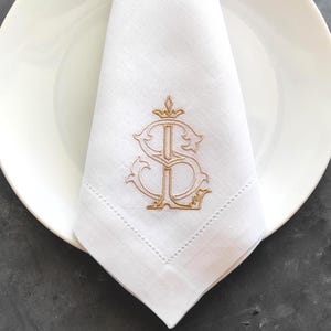 Letter Monogrammed Napkins, Monogrammed Linen Napkins, Interlocking Linen Napkins, Custom Monogrammed Wedding Linen Napkin