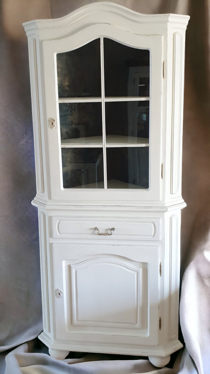 Shabby Chic Eckvitrine Edel & Chic UnikatEckkommodeVintage StilUpcycling Bild 6