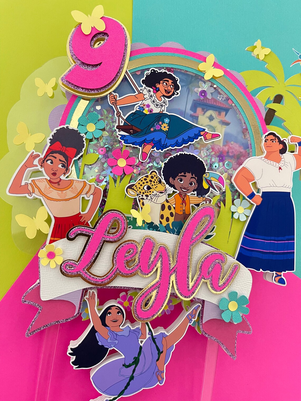 Encanto Cake Topper Shaker, Cake Topper, Encanto, Encanto Party Decor