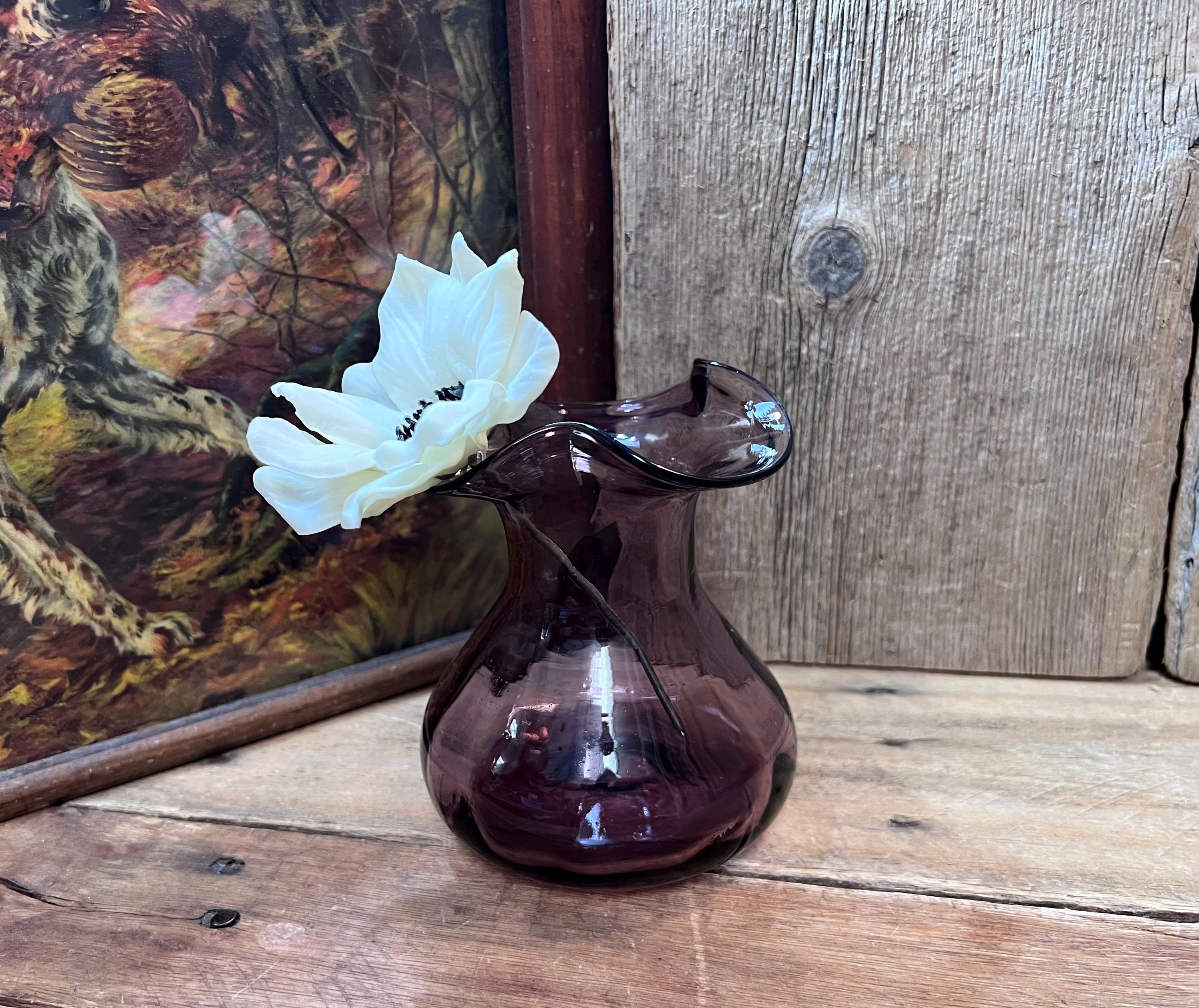 Vintage Purple Art Glass Vase - Etsy