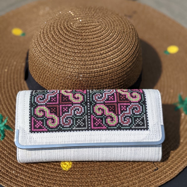 Wallets/ Wallet for women/ Hand Sewn Women's Wallet/Embroidered Hmong Tribe Clutch Wallet  In White/Boho Clutch Purse/Festival Wallet