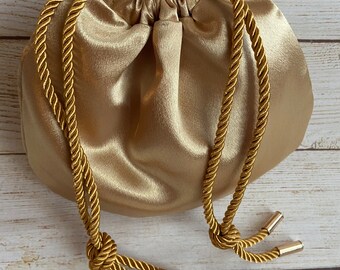 Golden satin purse 7x7in