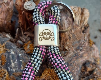 Keychain made of sail rope / sail rope, with silver-plated intermediate piece "skull", on request with mini pendant