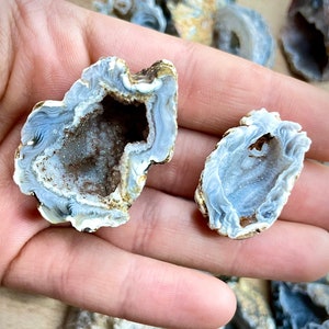 Agate Geode, Small Druzy Agate Crystals