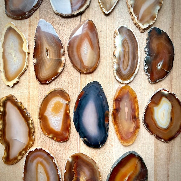 Tranche d'agate, cristaux d'agate naturelle