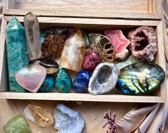 Crystal Mystery Box, Mix Crystals, spirituelle Geschenke, Self Care Box