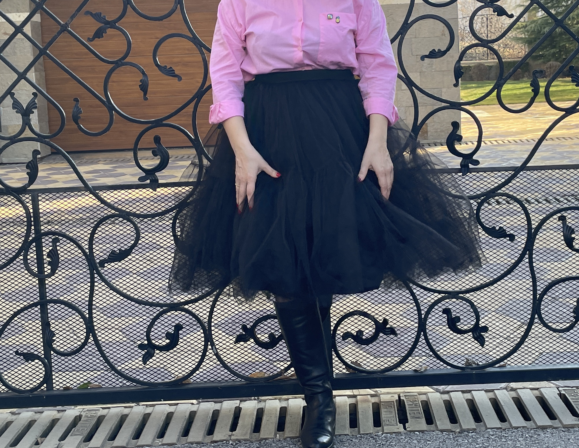 Black tiered tulle midi skirt 2025