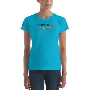 Vegetarians Love, Women's short sleeve t-shirt image 3