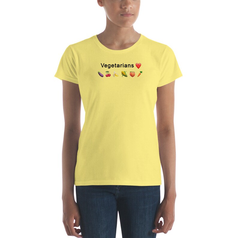 Vegetarians Love, Women's short sleeve t-shirt image 6