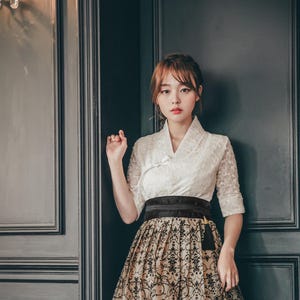 Black Lace Hanbok Skirt | Korean Hanbok skirt | Handmade wrap skirt | One free size | Black and Beige Floral | Korean modern hanbok | WS.51