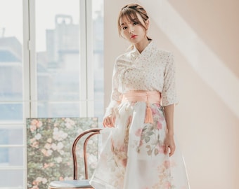 White Modern Hanbok Blouse | Korea Daily Hanbok | women Casual hanbok | blouse jeogori | handmande blouse | White Floral Skirt | B.9_1