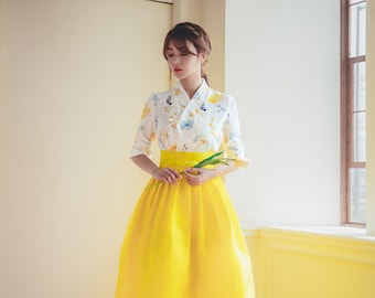 White & Yellow Modern Blouse | Modern Hanbok jeogori | Korean Handmade Hanbok | Floral women top | cute, adorable | Yellow Wrap Skirt  | B.2