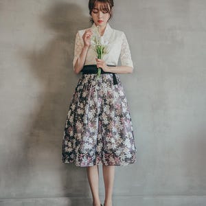 White Floral Modern Hanbok | Handmade hanbok jeogori | Wedding, picnic dress | Korean traditional costume | Purple&White Wrap Skirt | J.44_2