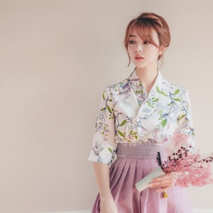 White Floral Blouse | Modern Hanbok | Korea Daily Hanbok | picnic, wedding clothing for women | Lavender wrap Skirt | Norigae | B.5